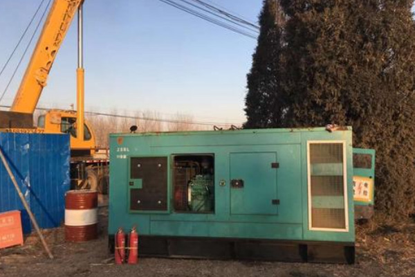 莱芜如何通过改变励磁回路电阻的方式调节柴油发电机组的输出电压？