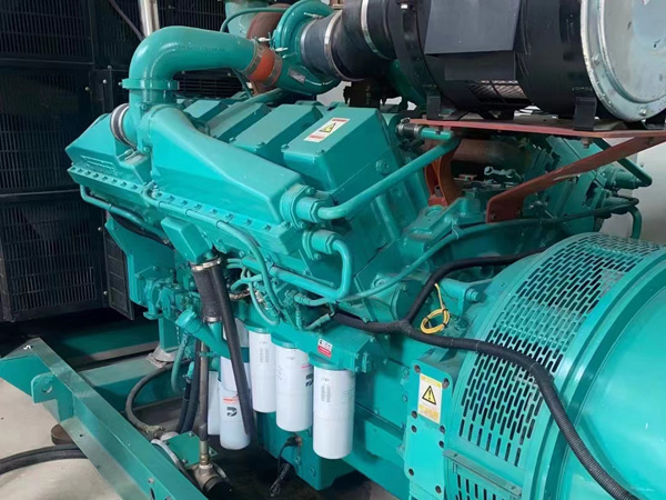 莱芜更换100kW柴油发电机组机油时，需要注意哪些事项？